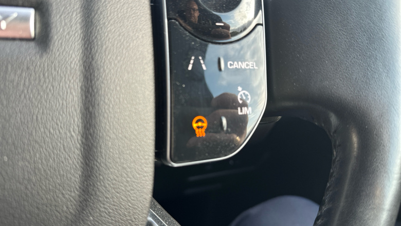 Land Rover Discovery 3.0 SD6 HSE Luxury 5dr Auto Diesel Station Wagon